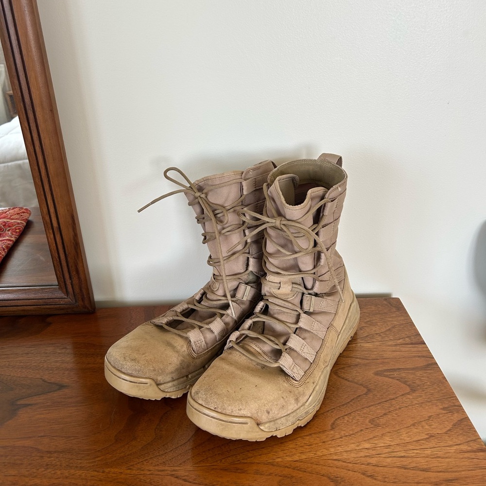 Nike SFB Special Field Boot 922474-201 Coyote Tan Men’s 10